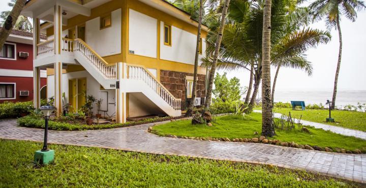 Bambolim Beach Resort Exterior foto
